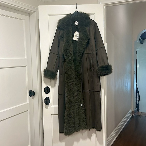GAP x CULT GAIA  Vegan suede  fur coat size M - Picture 7 of 8